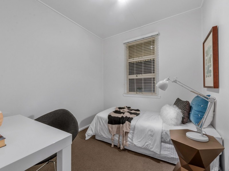 26 Thorn Street, Red Hill QLD 4059