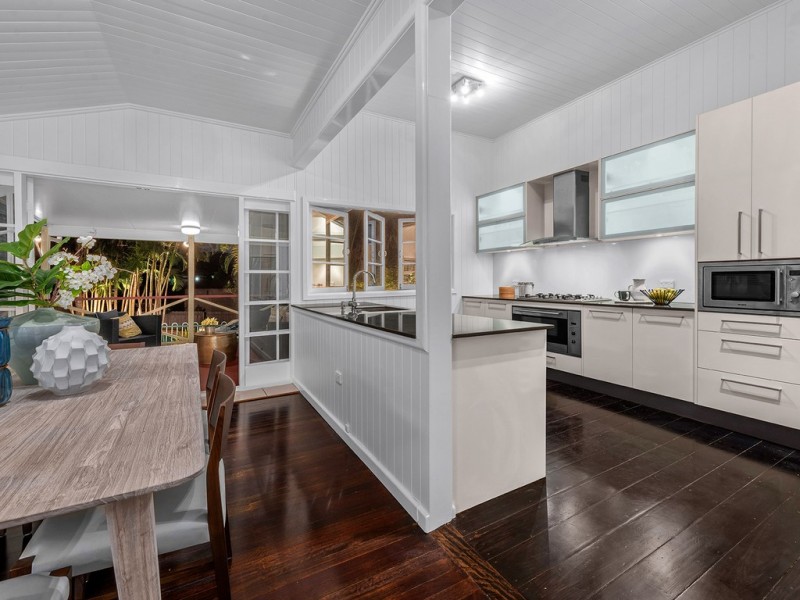 26 Thorn Street, Red Hill QLD 4059