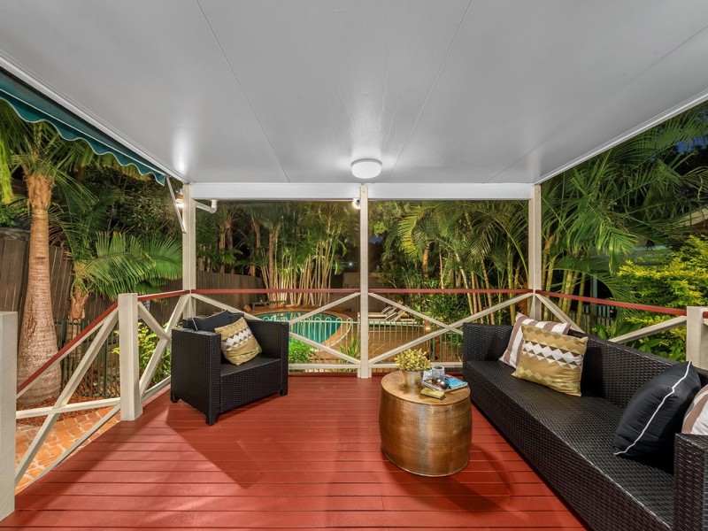 26 Thorn Street, Red Hill QLD 4059
