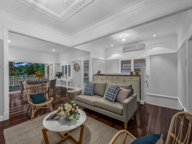 24 Dorrington Drive, Ashgrove QLD 4060