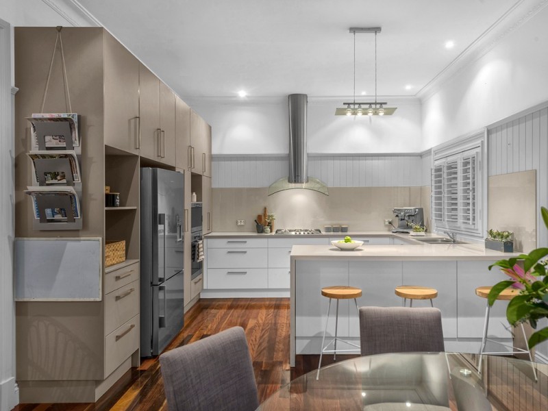 24 Dorrington Drive, Ashgrove QLD 4060