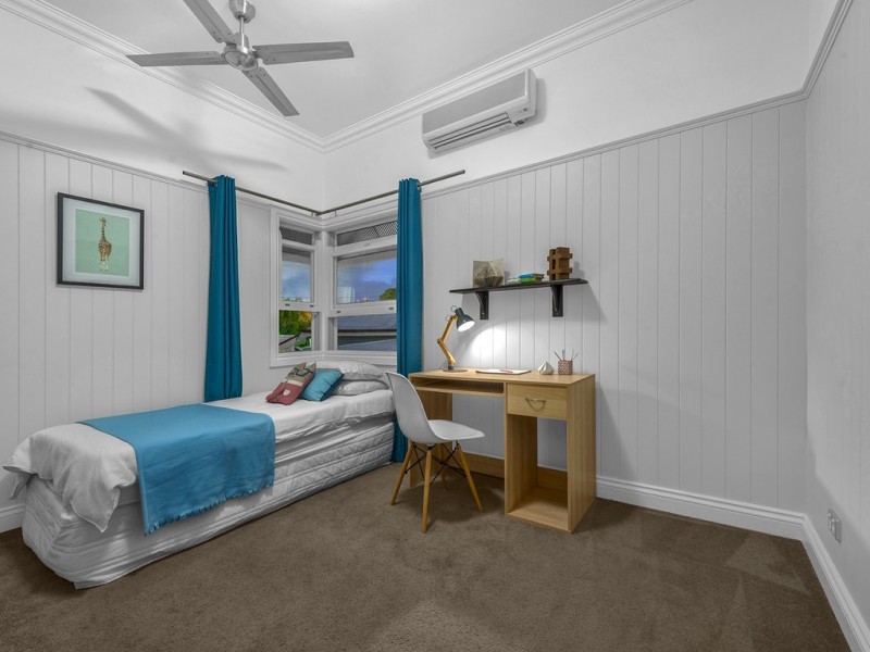 24 Dorrington Drive, Ashgrove QLD 4060