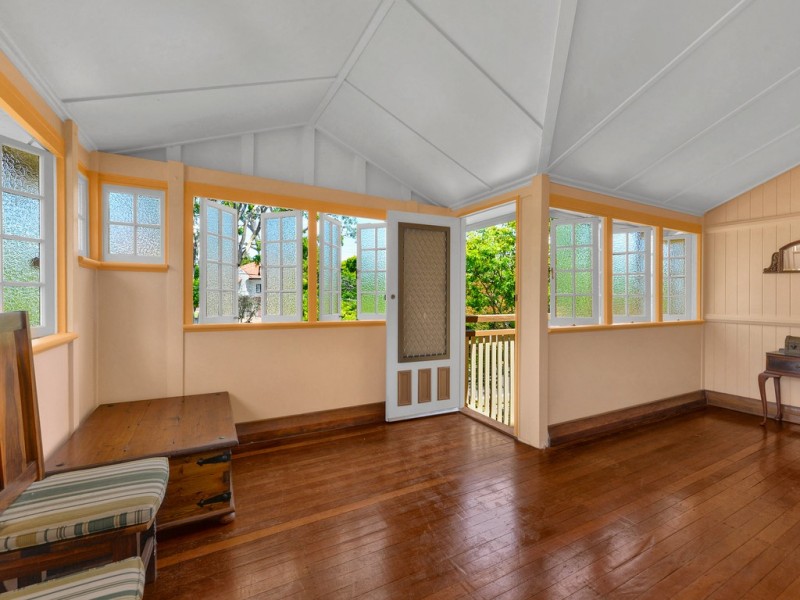 19 Wahroonga Road, Ashgrove QLD 4060