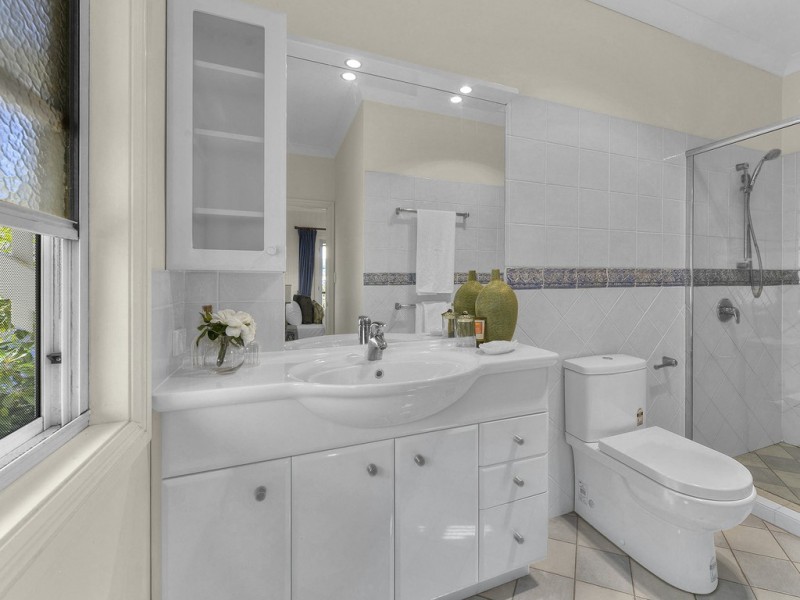 63 Holmesbrook Street, Ashgrove QLD 4060