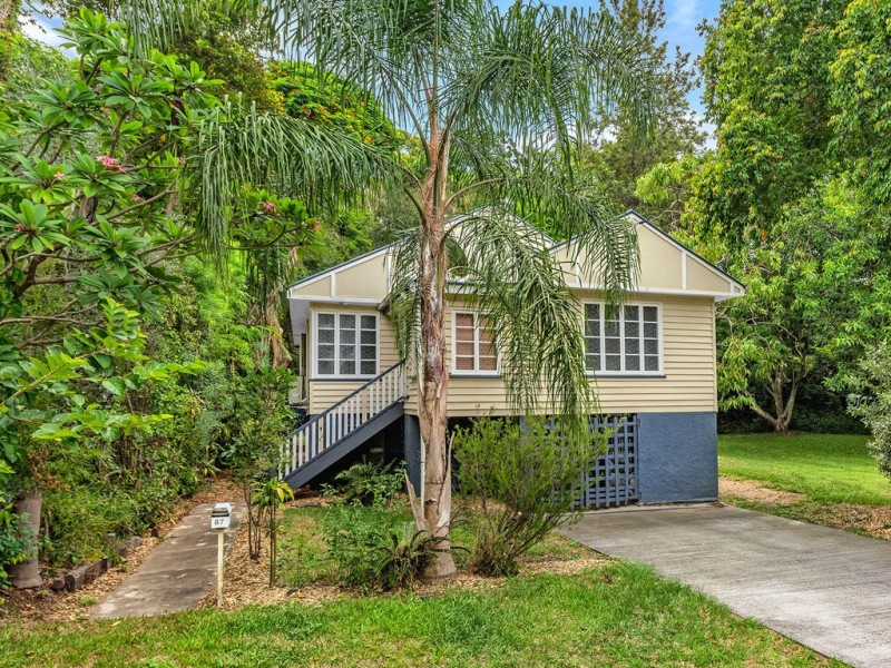 87 Fletcher Parade, Bardon QLD 4065