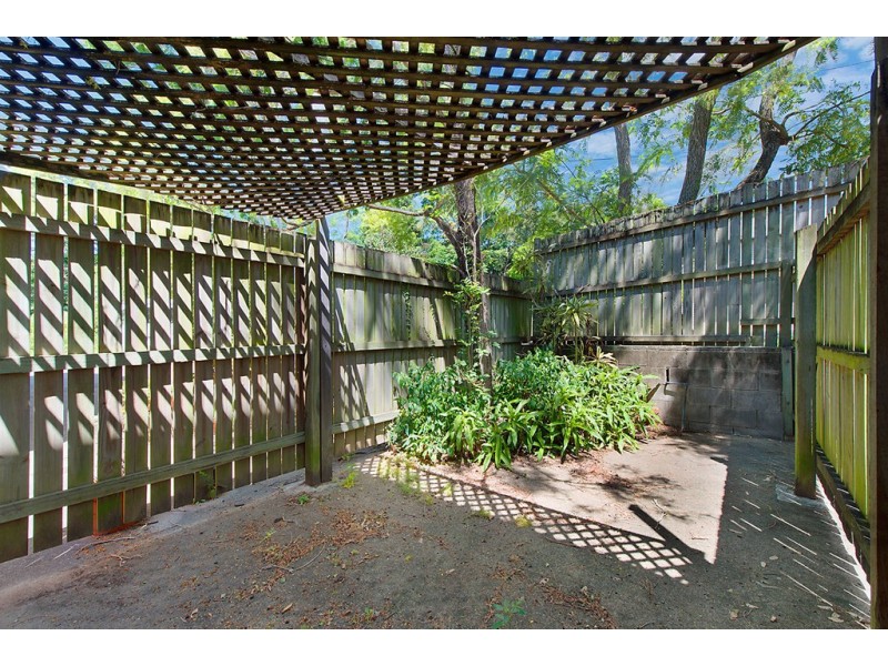 2/2 Glen Parade, Ashgrove QLD 4060