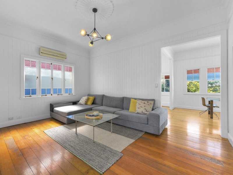 119 Waterworks Road, Ashgrove QLD 4060