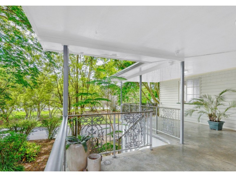 16 Amarina Avenue, Ashgrove QLD 4060