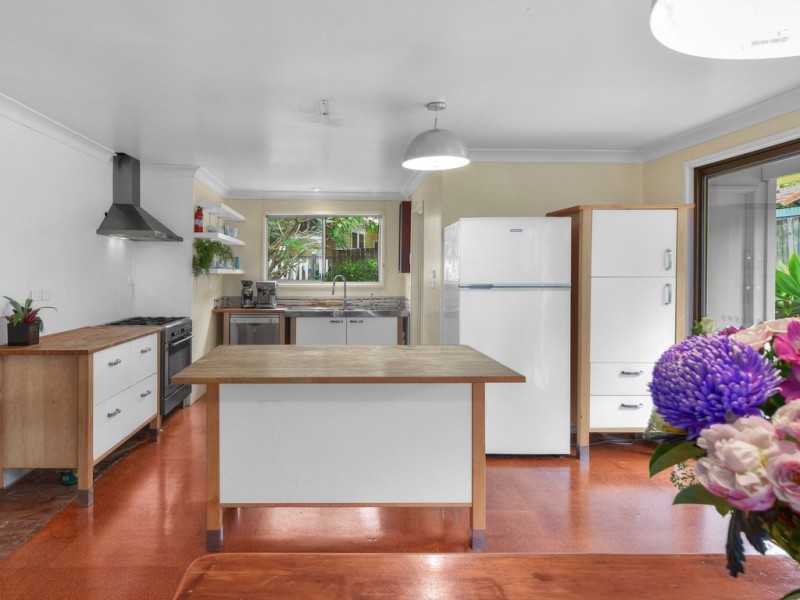 16 Amarina Avenue, Ashgrove QLD 4060