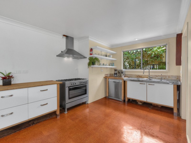 16 Amarina Avenue, Ashgrove QLD 4060