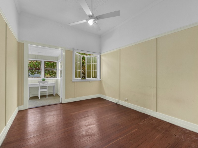 16 Amarina Avenue, Ashgrove QLD 4060