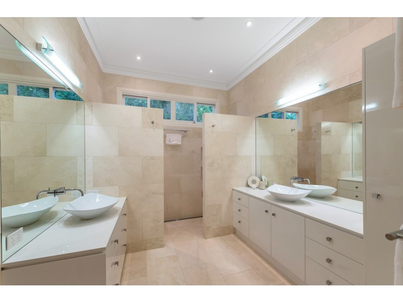 60 Oleander Drive, Ashgrove QLD 4060