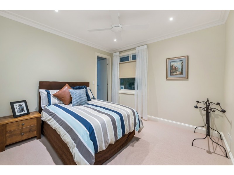 60 Oleander Drive, Ashgrove QLD 4060