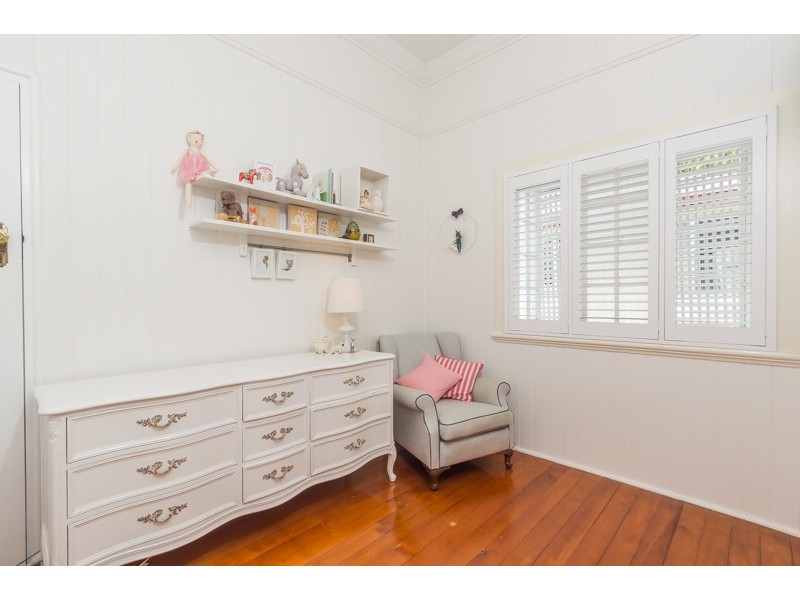 57 Mclean Pde, Ashgrove QLD 4060