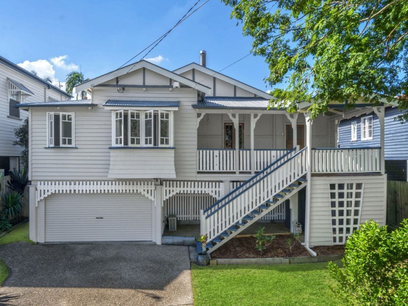 17 Kinnaird Street, Ashgrove QLD 4060