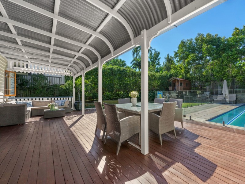 17 Kinnaird Street, Ashgrove QLD 4060