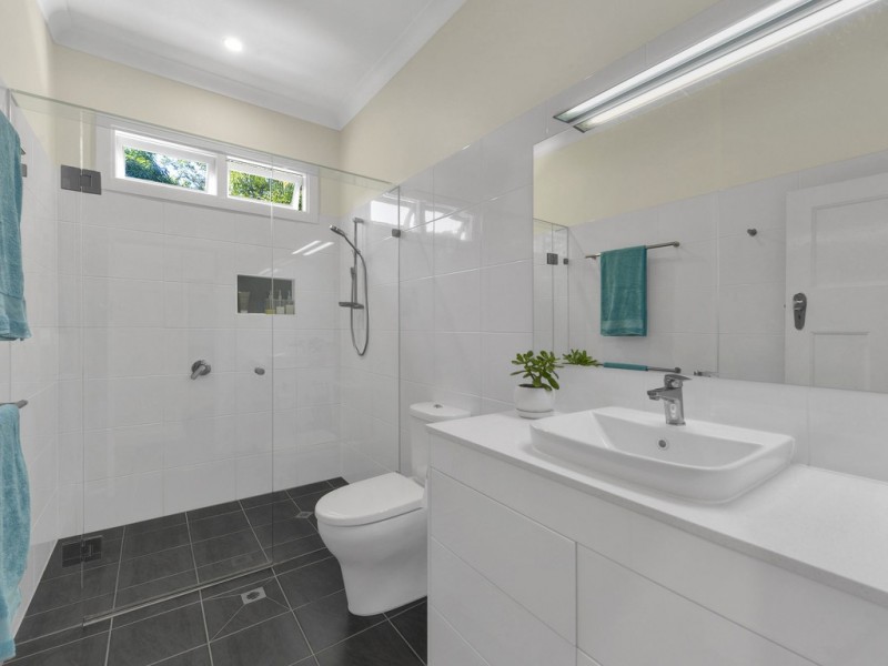 27 Yoku Road, Ashgrove QLD 4060