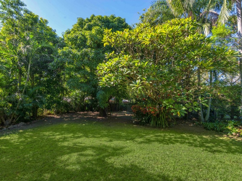 27 Yoku Road, Ashgrove QLD 4060
