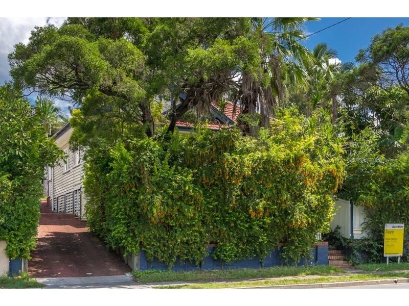 90 Stewart Rd, Ashgrove QLD 4060