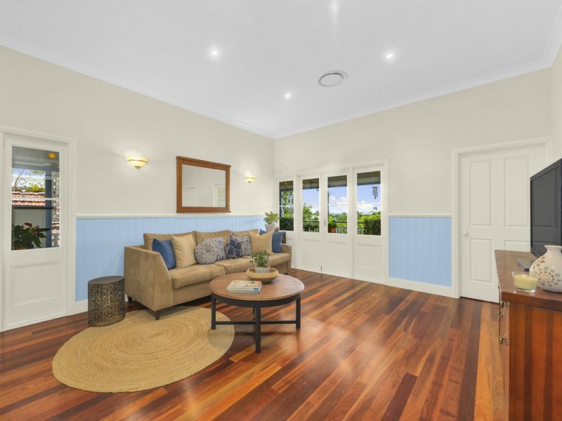 39 Panorama Street, Ashgrove QLD 4060