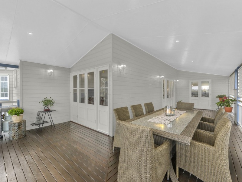 39 Panorama Street, Ashgrove QLD 4060