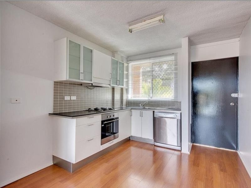 6/12 Baradine Street, Newmarket QLD 4051