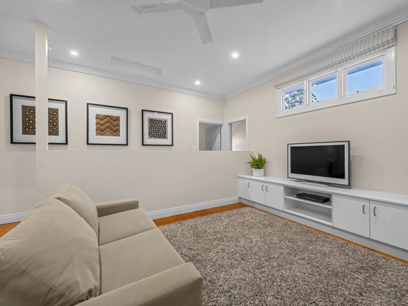 11 Dovedale Crescent, Ashgrove QLD 4060