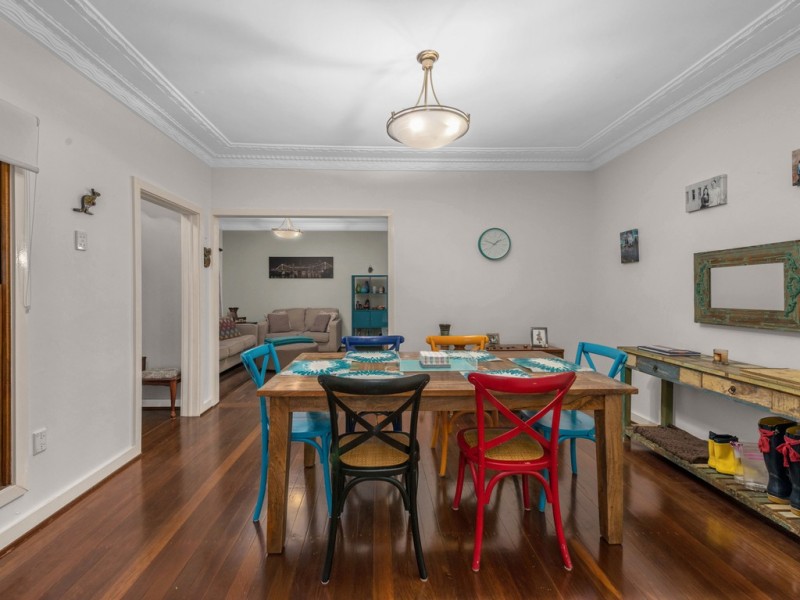 10 Grand Parade, Ashgrove QLD 4060