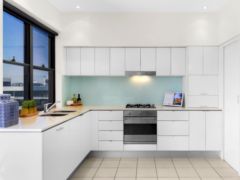 U1101/18 Manning Street, Milton QLD 4064