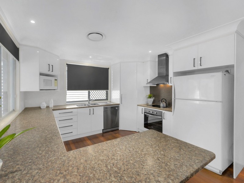 27 Arinya Road, Ashgrove QLD 4060