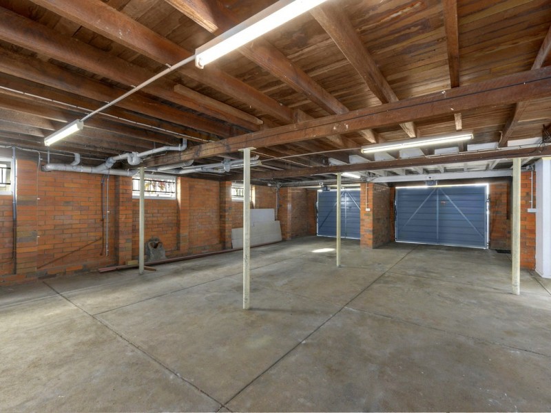 27 Arinya Road, Ashgrove QLD 4060