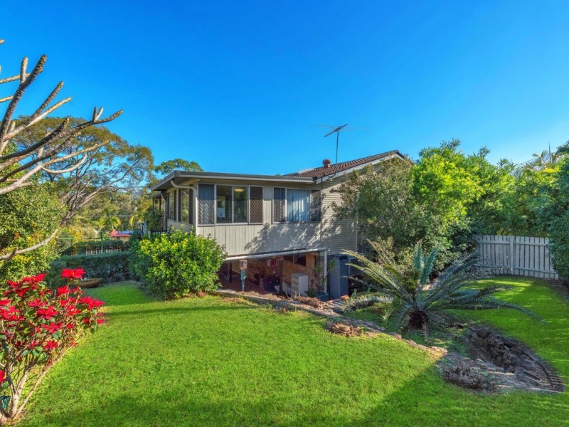 35 Mirbelia Street, Everton Hills QLD 4053