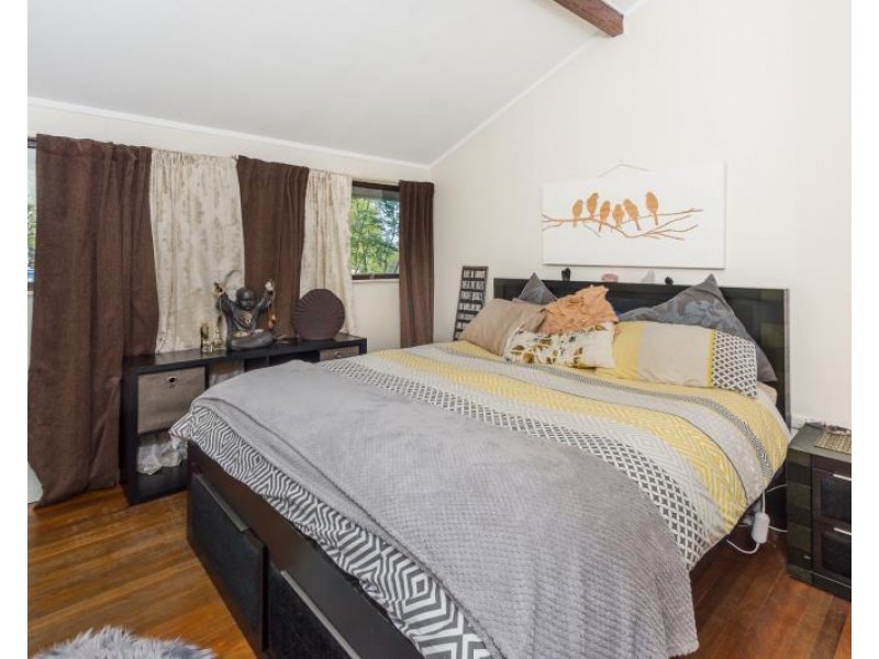 5 Balmore Street, Indooroopilly QLD 4068