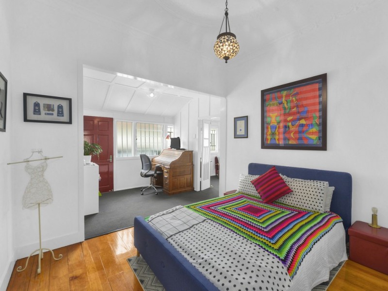 24 Oleander Drive, Ashgrove QLD 4060