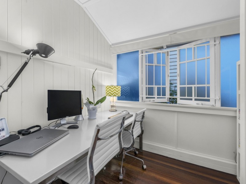 31 Woodland Street, Ashgrove QLD 4060