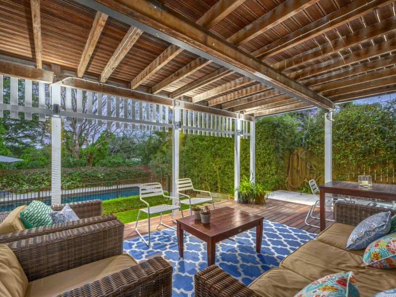 31 Woodland Street, Ashgrove QLD 4060