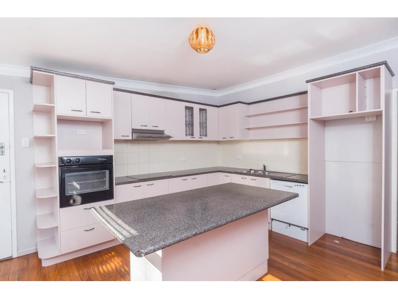 26 Lennon St, Stafford QLD 4053