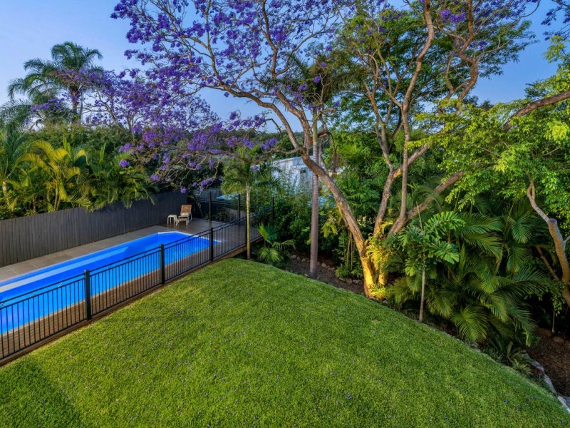 69 Kinnaird Street, Ashgrove QLD 4060