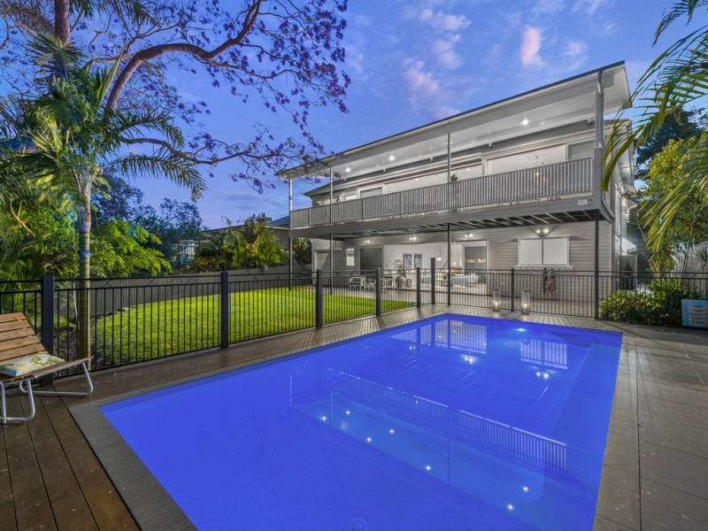 69 Kinnaird Street, Ashgrove QLD 4060