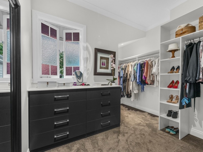 69 Kinnaird Street, Ashgrove QLD 4060