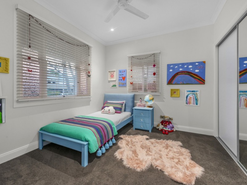 69 Kinnaird Street, Ashgrove QLD 4060