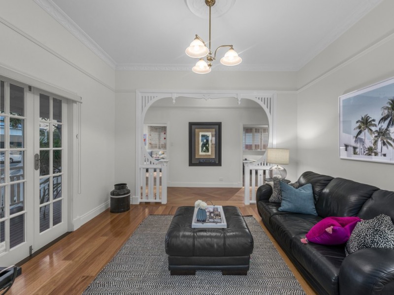 69 Kinnaird Street, Ashgrove QLD 4060