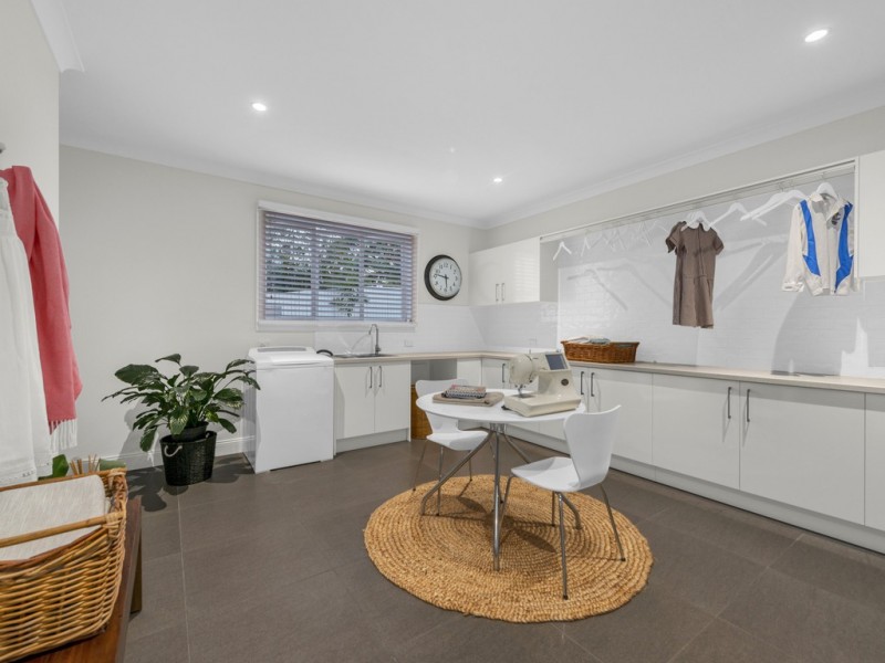 69 Kinnaird Street, Ashgrove QLD 4060