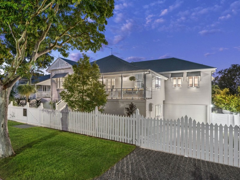 69 Kinnaird Street, Ashgrove QLD 4060