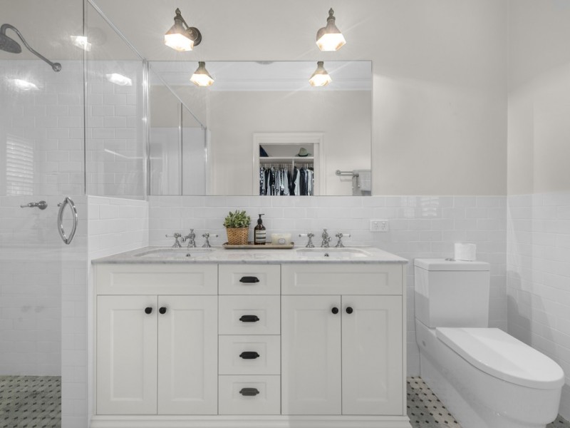 88 Mareeba Road, Ashgrove QLD 4060