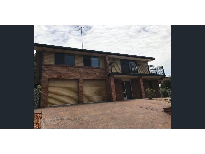 25 Freesia Street, Macgregor QLD 4109