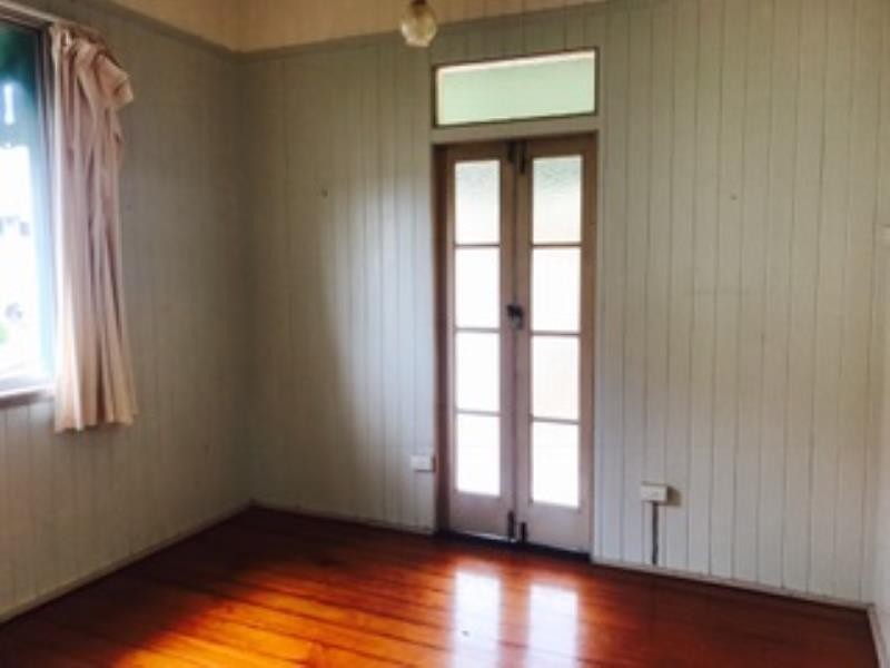 19 Garrick Terrace, Herston QLD 4006