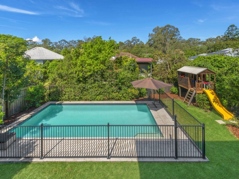 33 Gresham Street, Ashgrove QLD 4060