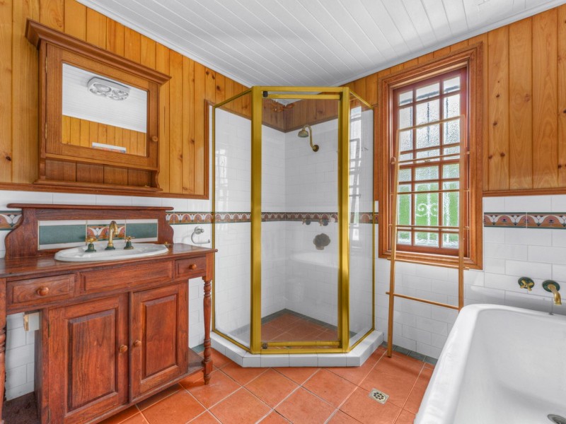 21 Gramere Avenue, Ashgrove QLD 4060