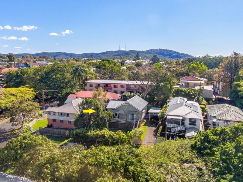 21 Gramere Avenue, Ashgrove QLD 4060